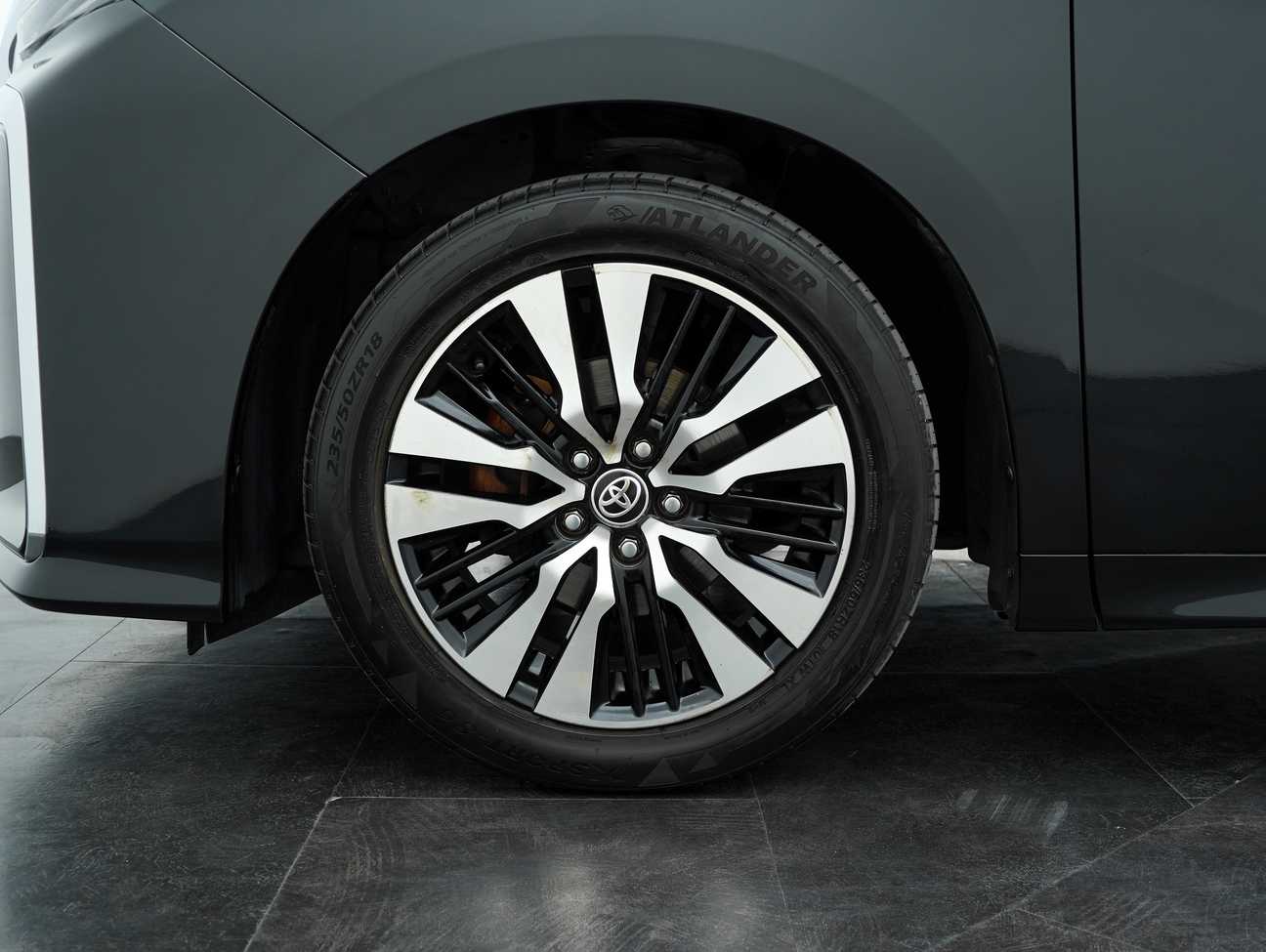 terpakai 2020 Toyota Alphard G S C Package 2.5
