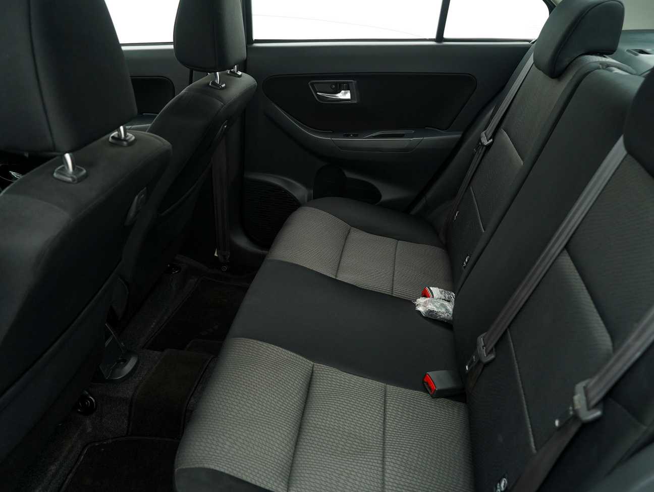 terpakai 2016 Perodua Bezza X Premium 1.3