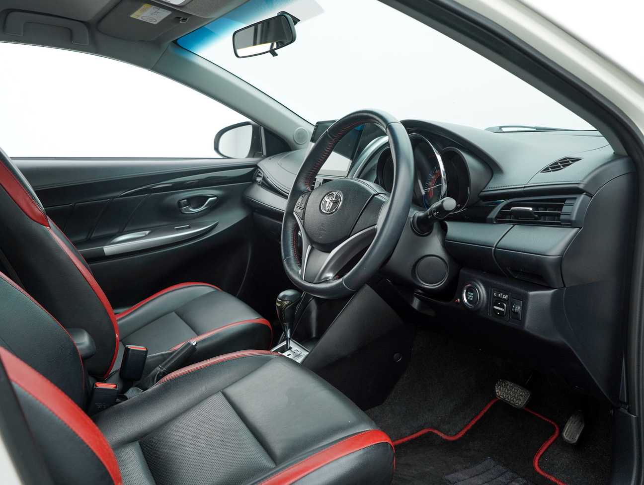 terpakai 2015 Toyota Vios TRD Sportivo 1.5