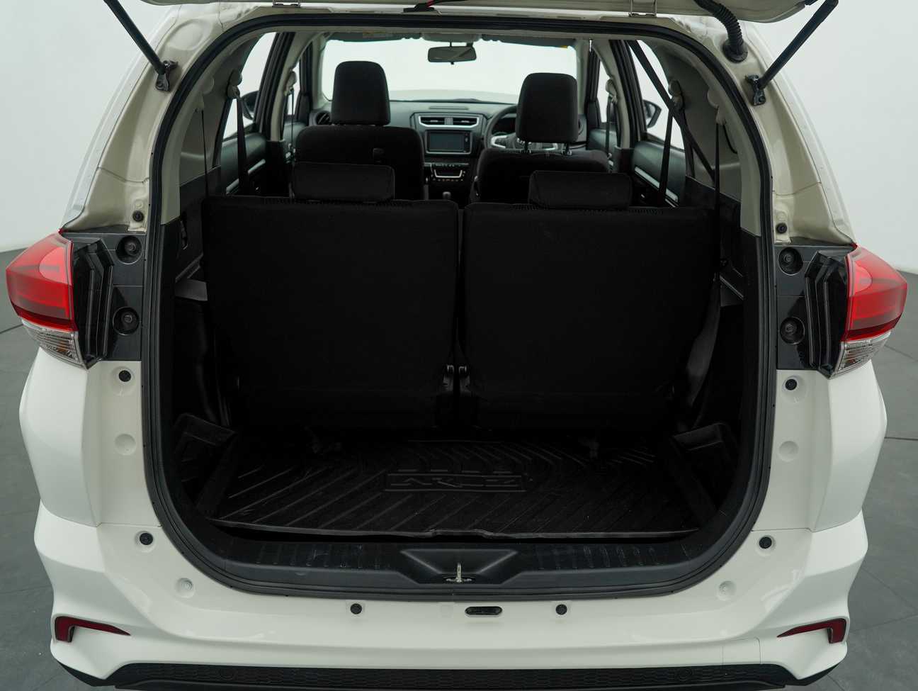 terpakai 2020 Perodua Aruz X 1.5