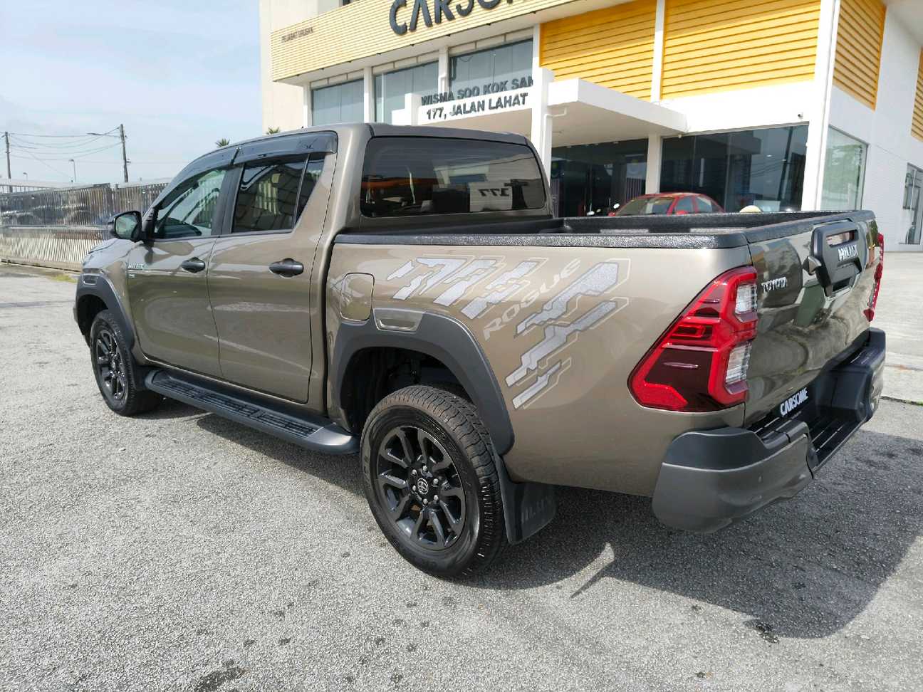 terpakai 2021 Toyota Hilux Rogue Dual Cab 2.8