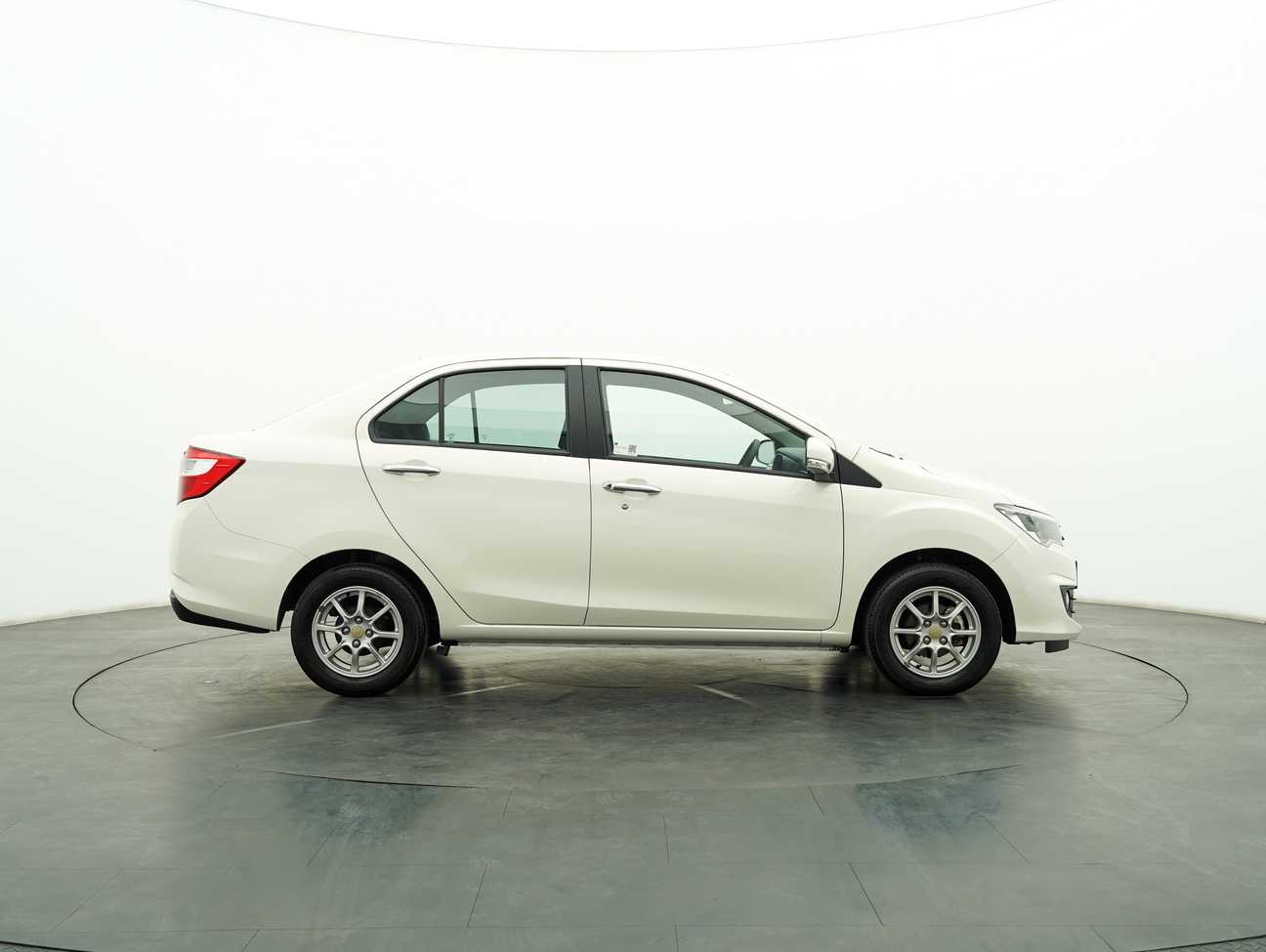 terpakai 2018 Perodua Bezza X Premium 1.3