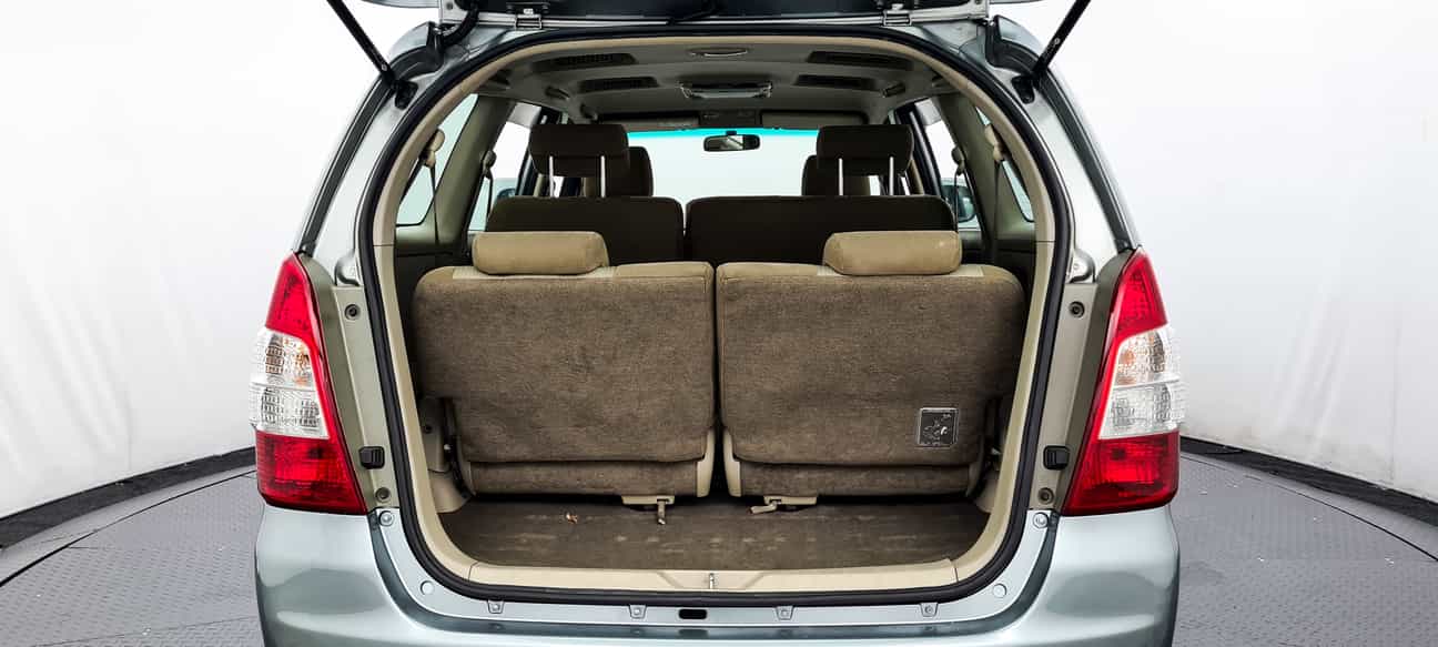 used 2013 Toyota INNOVA G 2.0