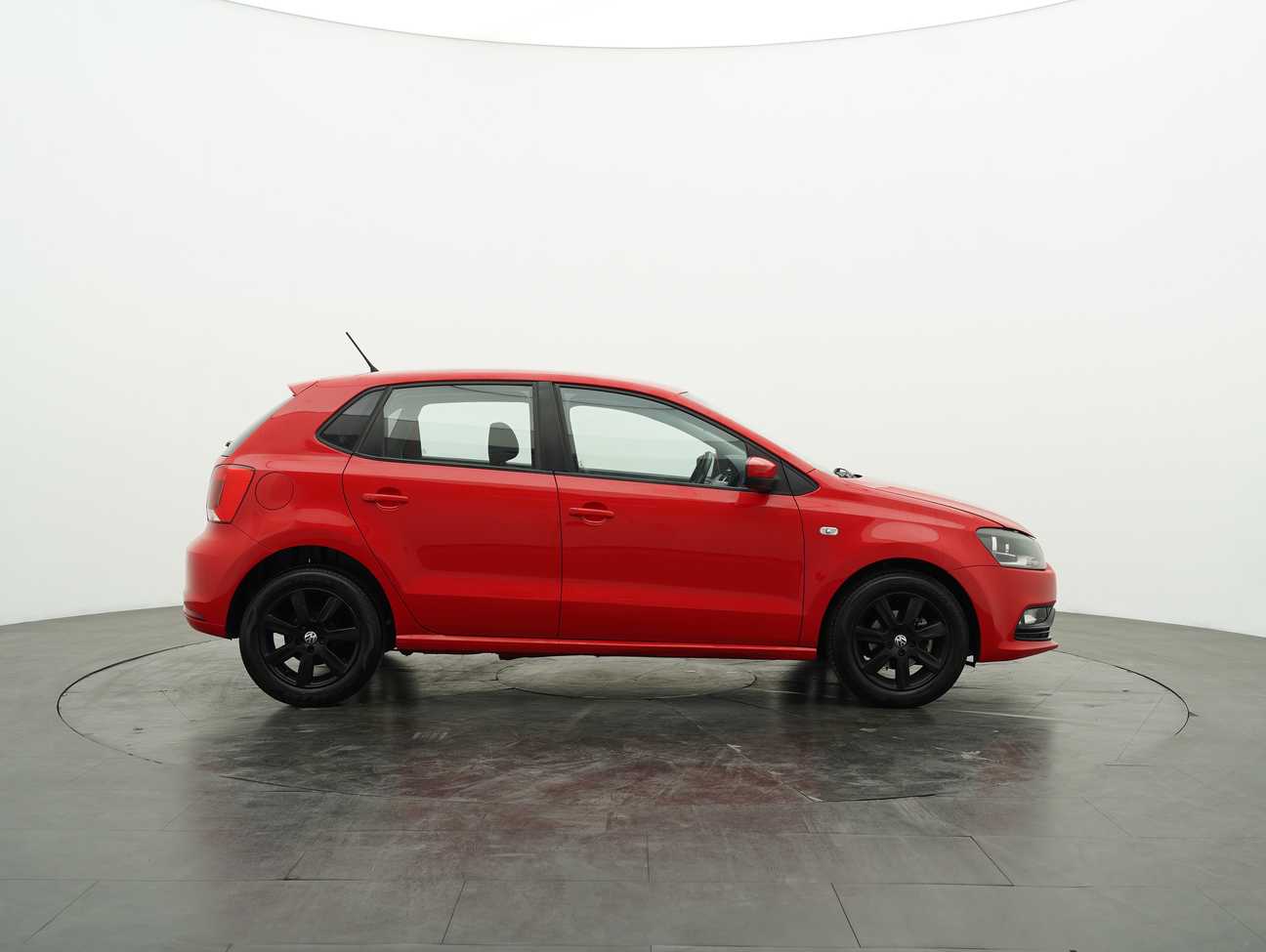 terpakai 2018 Volkswagen Polo Comfortline 1.6