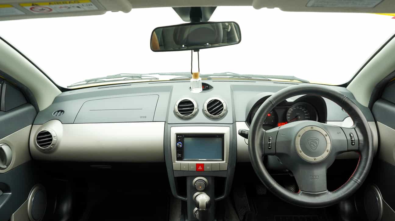 terpakai 2015 Proton SATRIA NEO R3 1.6