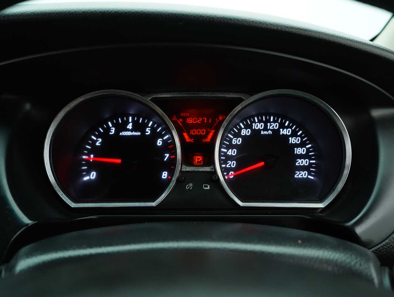 used 2014 Nissan Grand Livina Comfort 1.6