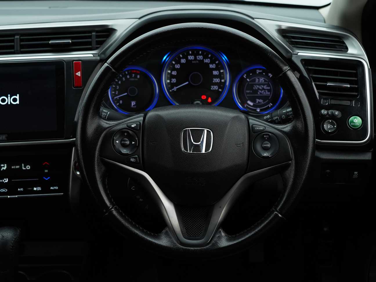 used 2015 Honda City V 1.5