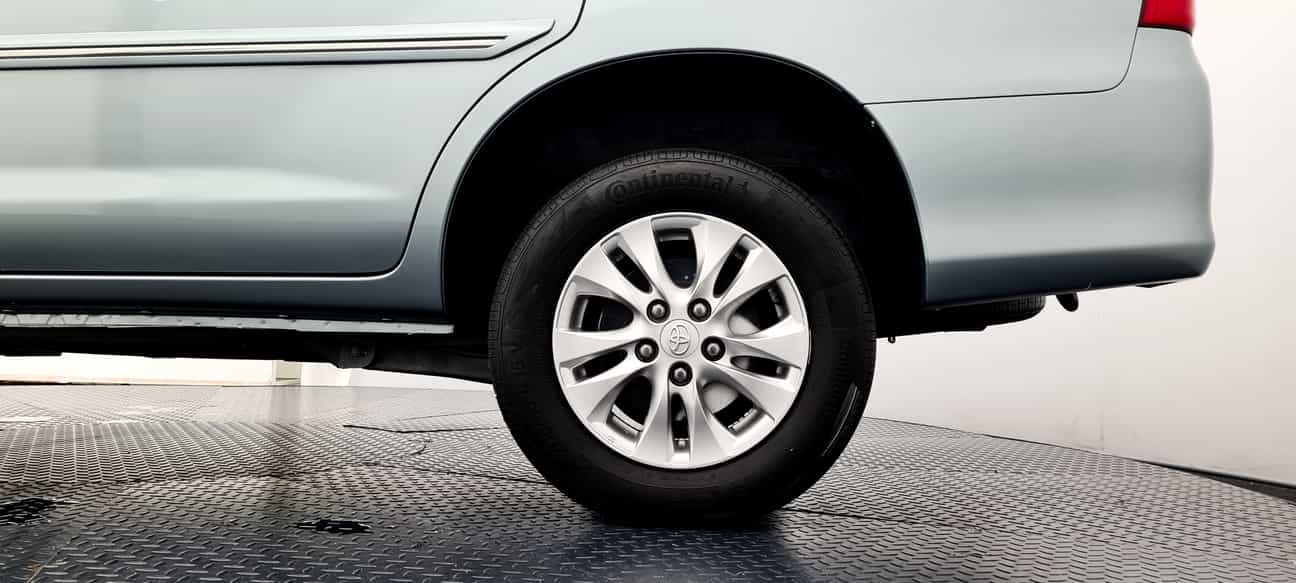 used 2014 Toyota INNOVA G 2.0