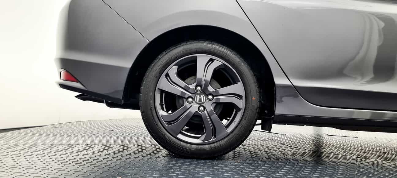 used 2016 Honda CITY V 1.5