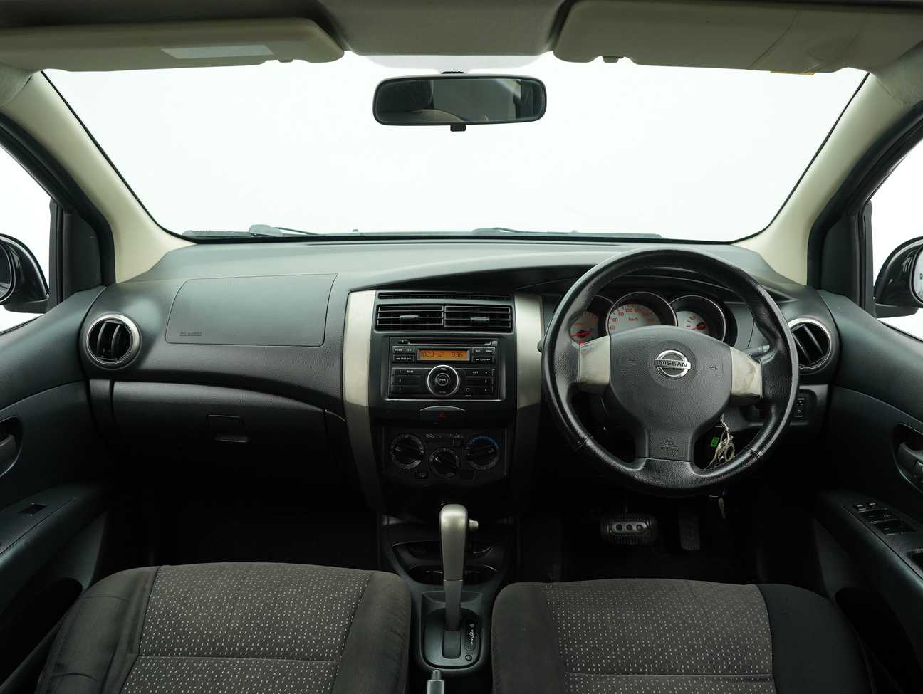 used 2012 Nissan Grand Livina ST-L Comfort 1.6