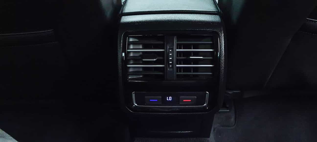 used 2019 Volkswagen PASSAT  2.0