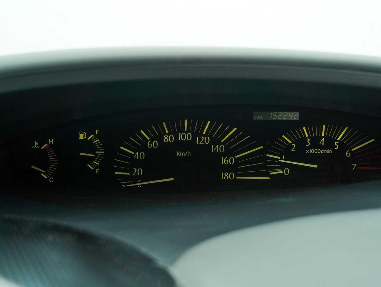 terpakai 2001 Toyota Estima Aeras 2.4