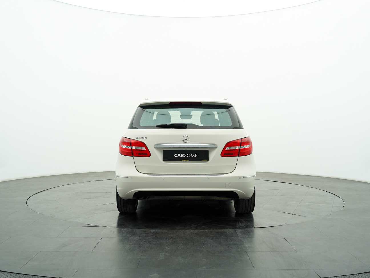 terpakai 2014 Mercedes-Benz B200 Sport Tourer 1.6