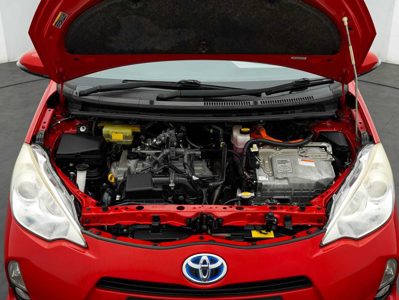 used 2013 Toyota Prius C Hybrid 1.5