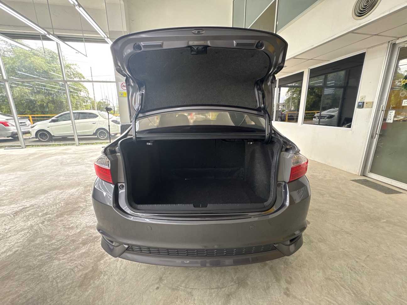 used 2018 Honda City V 1.5