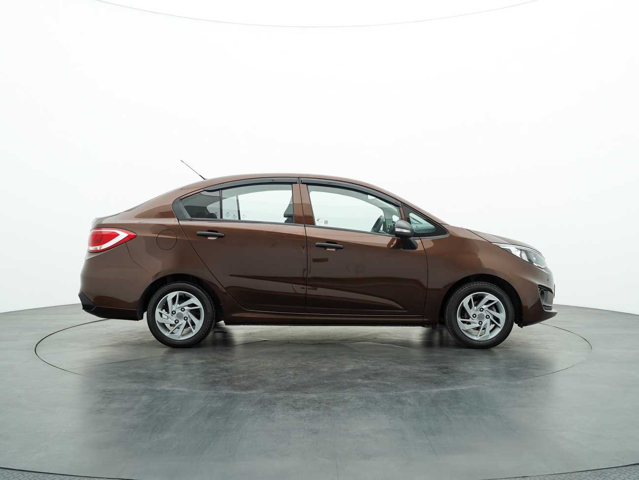 used 2018 Proton Persona Standard 1.6