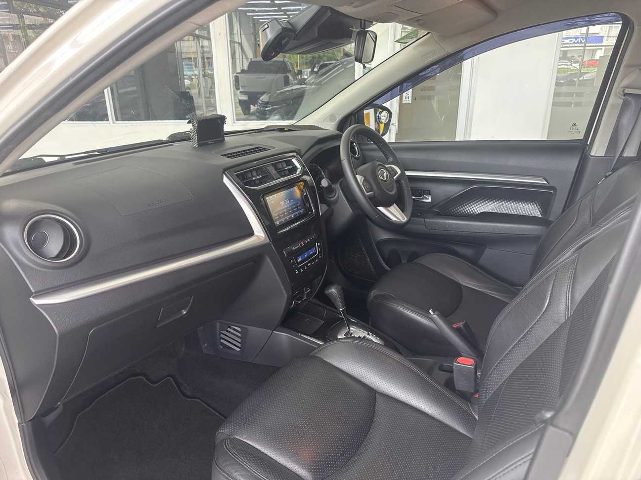 terpakai 2021 Perodua Aruz AV 1.5