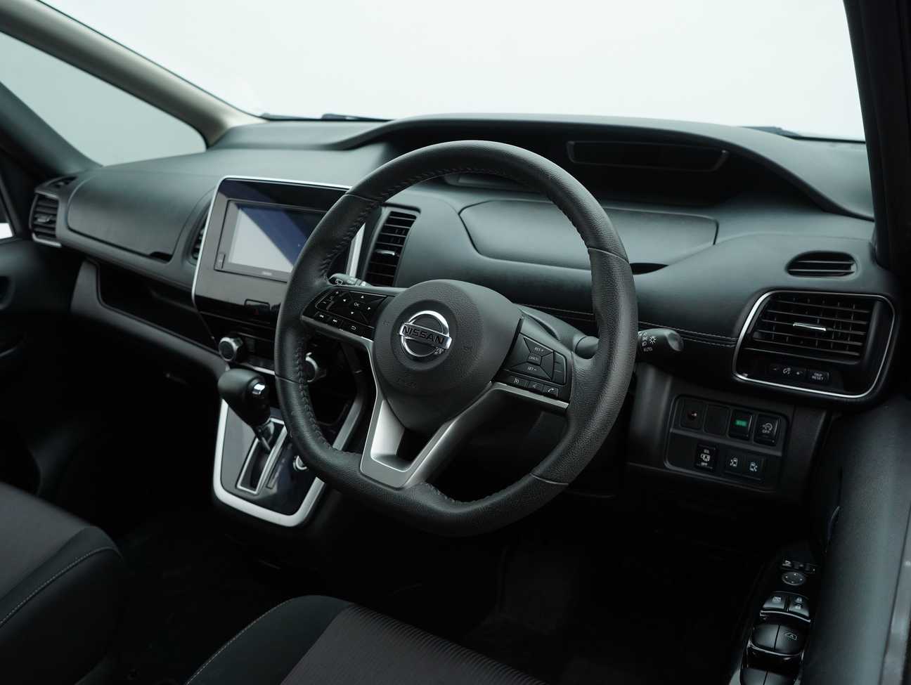 used 2021 Nissan Serena S-Hybrid High-Way Star 2.0