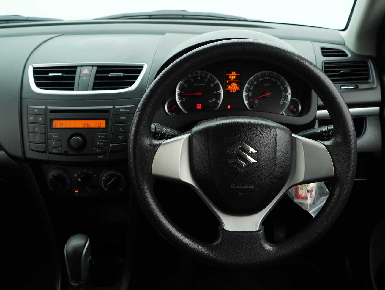 used 2014 Suzuki Swift GL 1.4