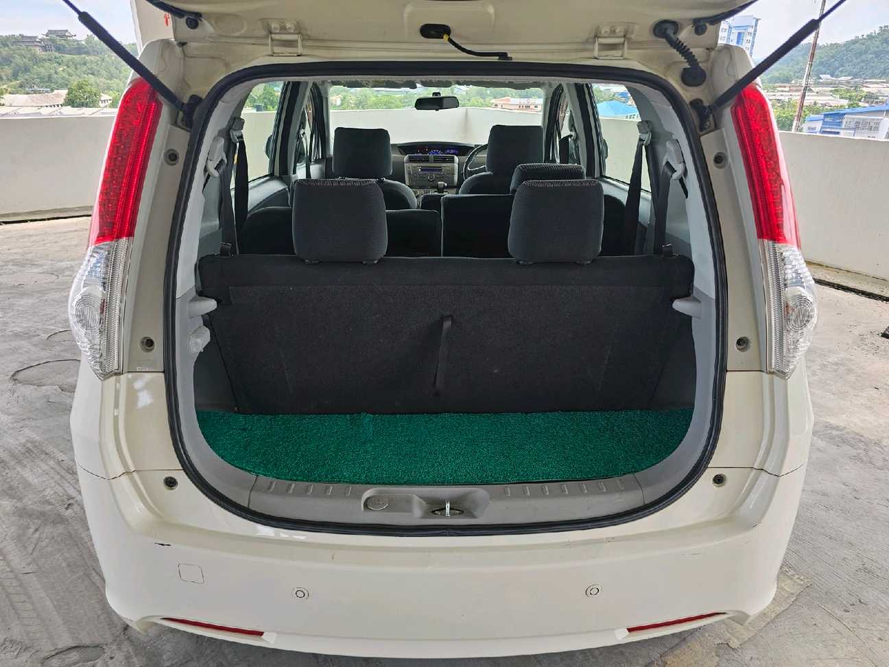 terpakai 2012 Perodua Alza EZi 1.5