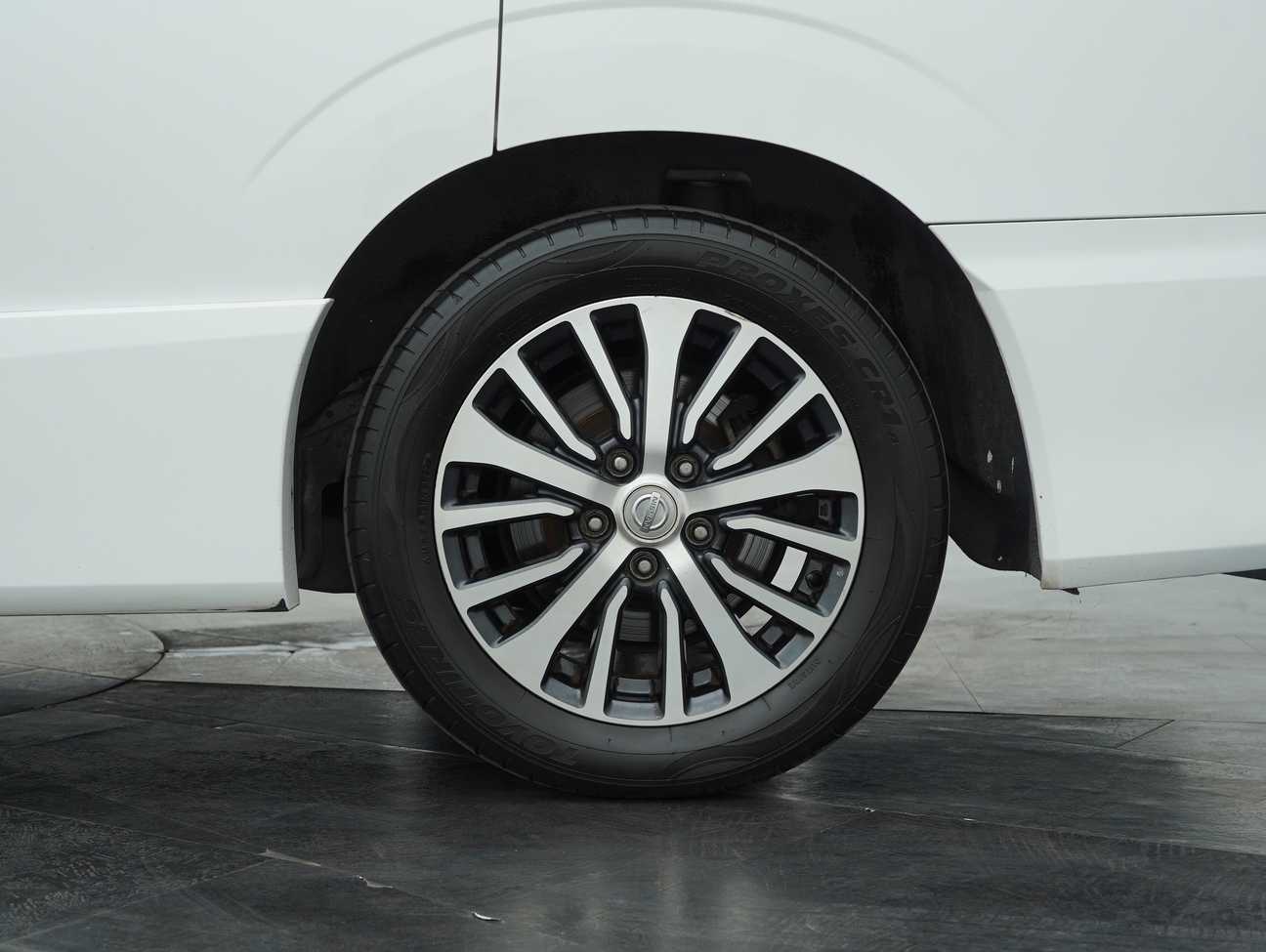 terpakai 2019 Nissan Serena S-Hybrid High-Way Star Premium 2.0