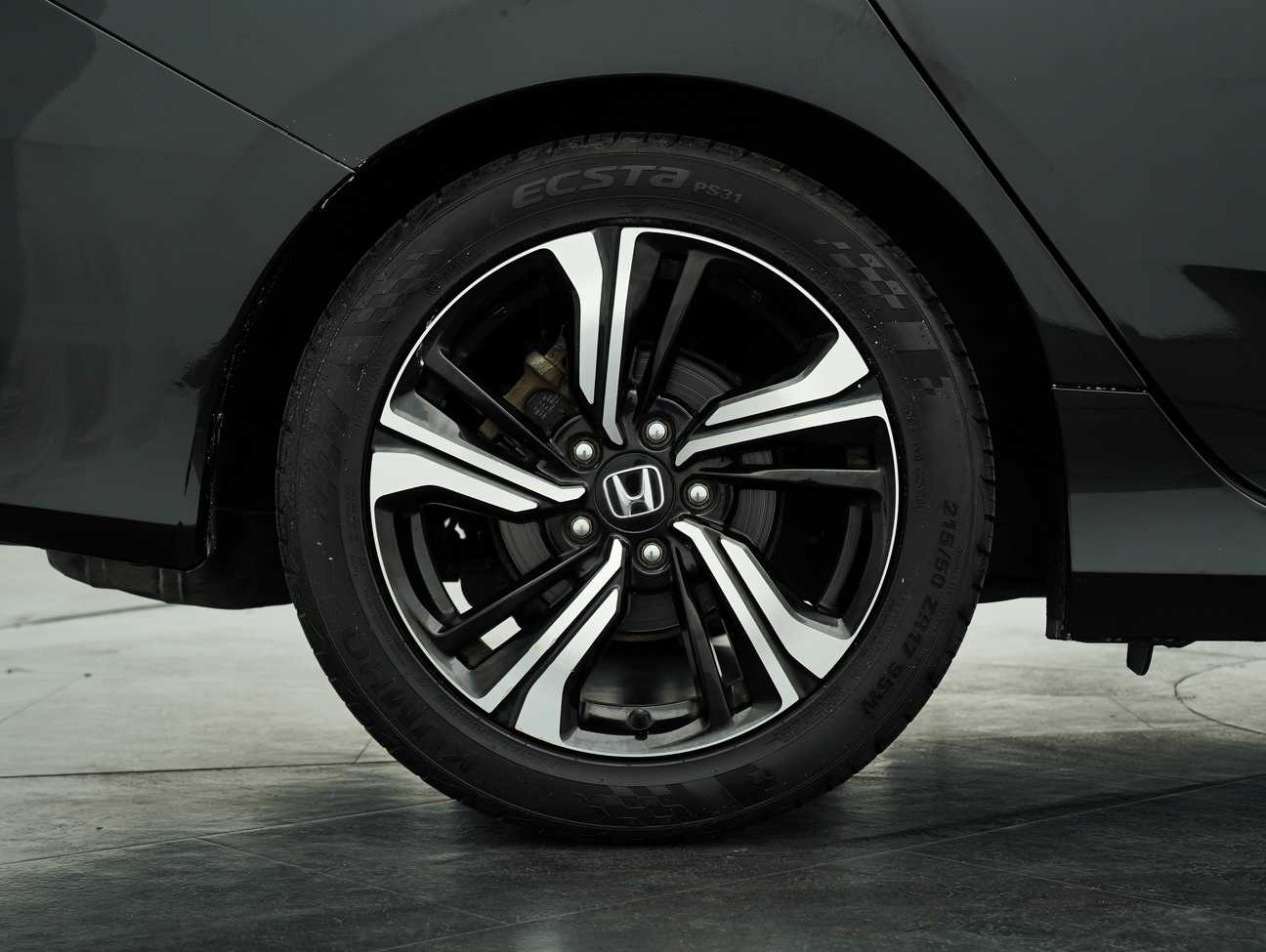 terpakai 2018 Honda Civic TC VTEC 1.5