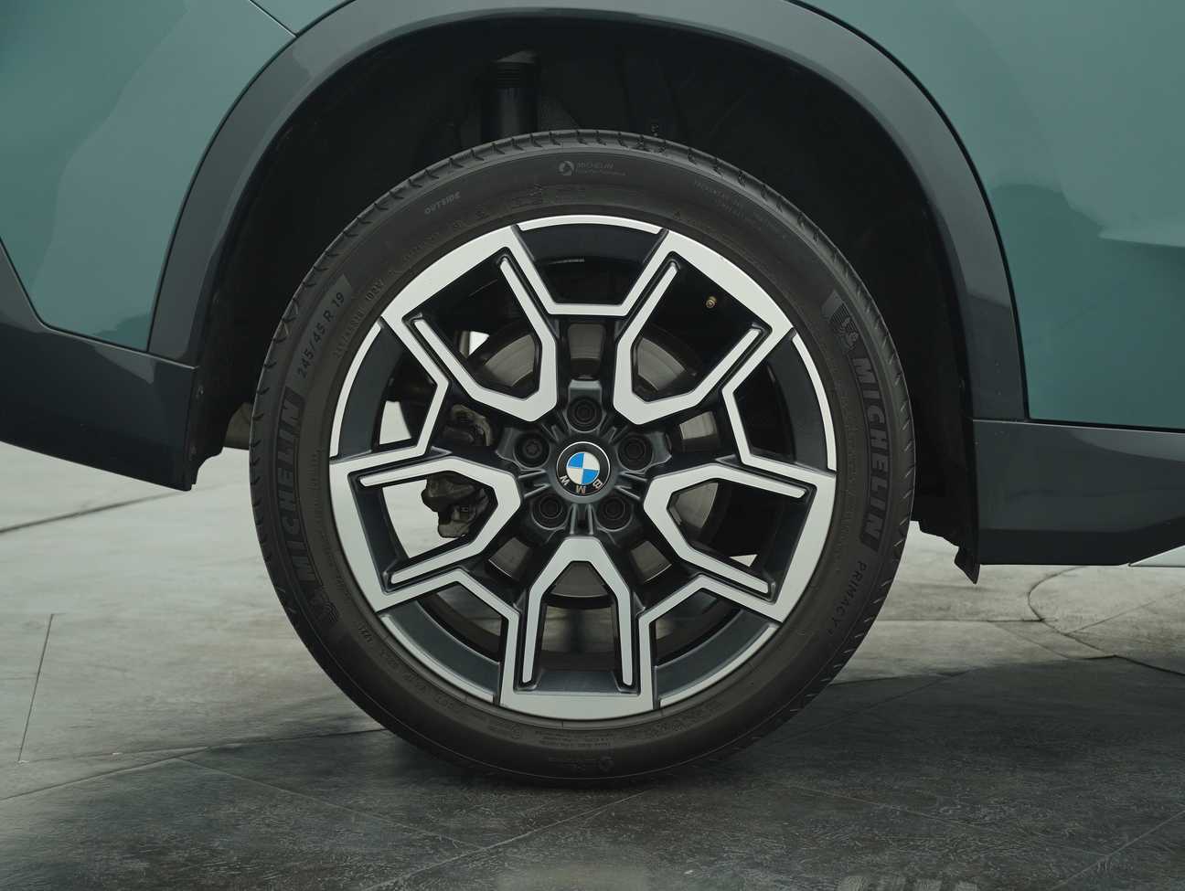 terpakai 2024 BMW X1 sDrive20i xLine 2.0