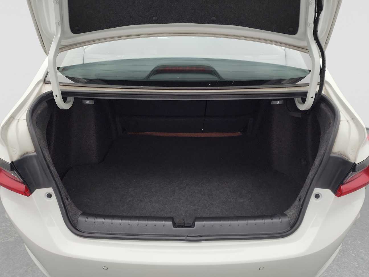 terpakai 2022 Honda City E 1.5
