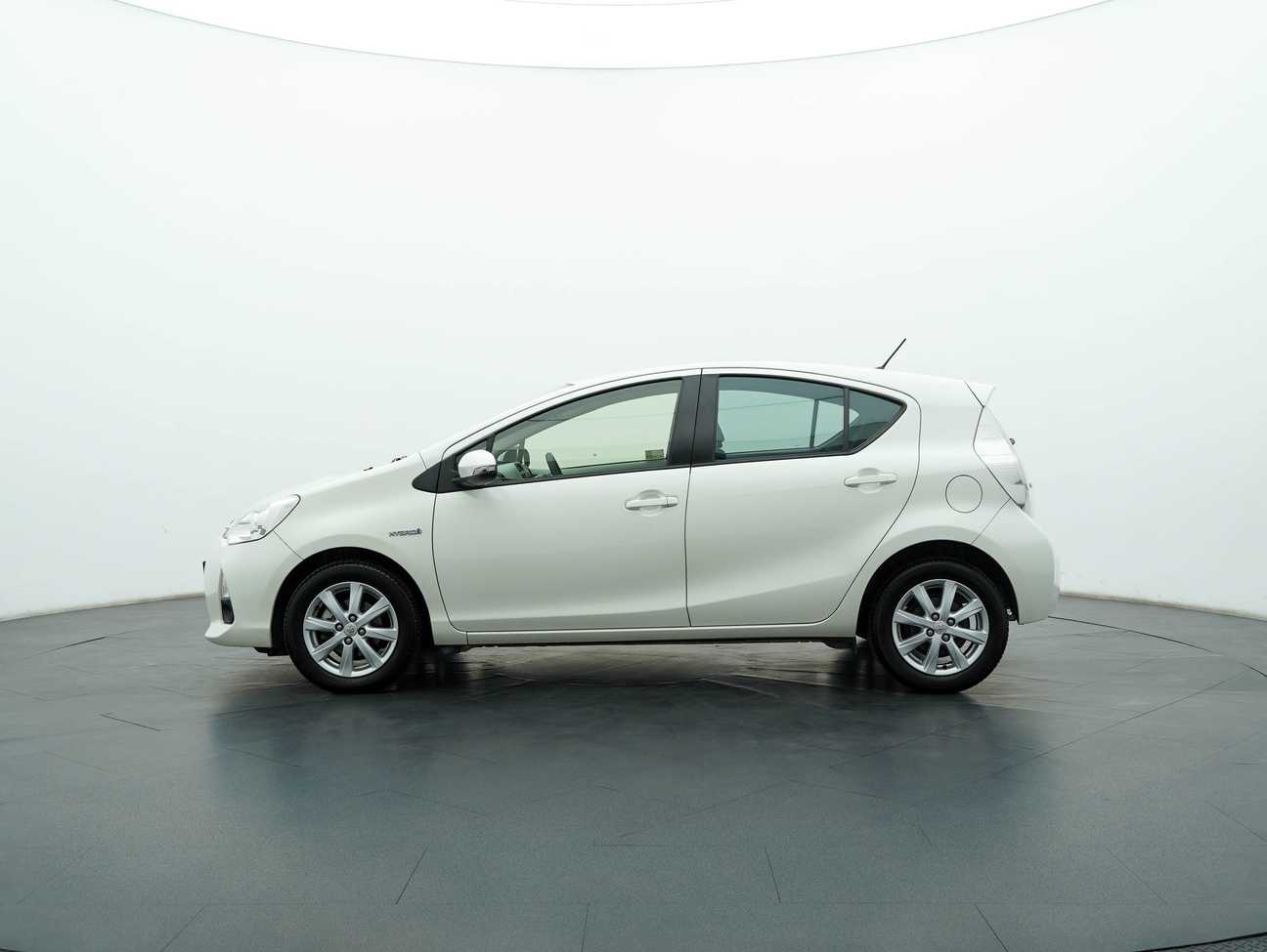 used 2012 Toyota Prius C Hybrid 1.5