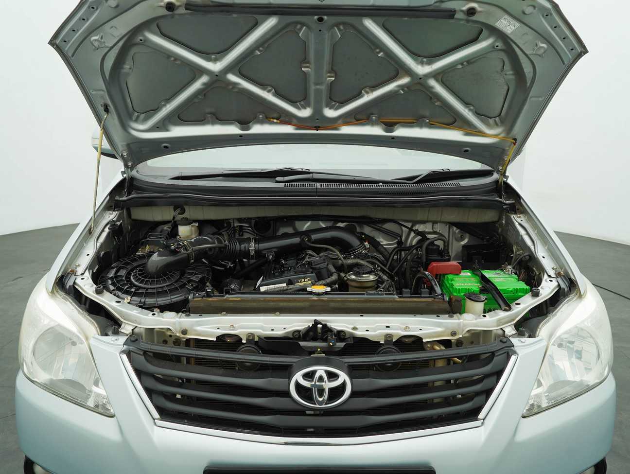 used 2012 Toyota Innova G 2.0