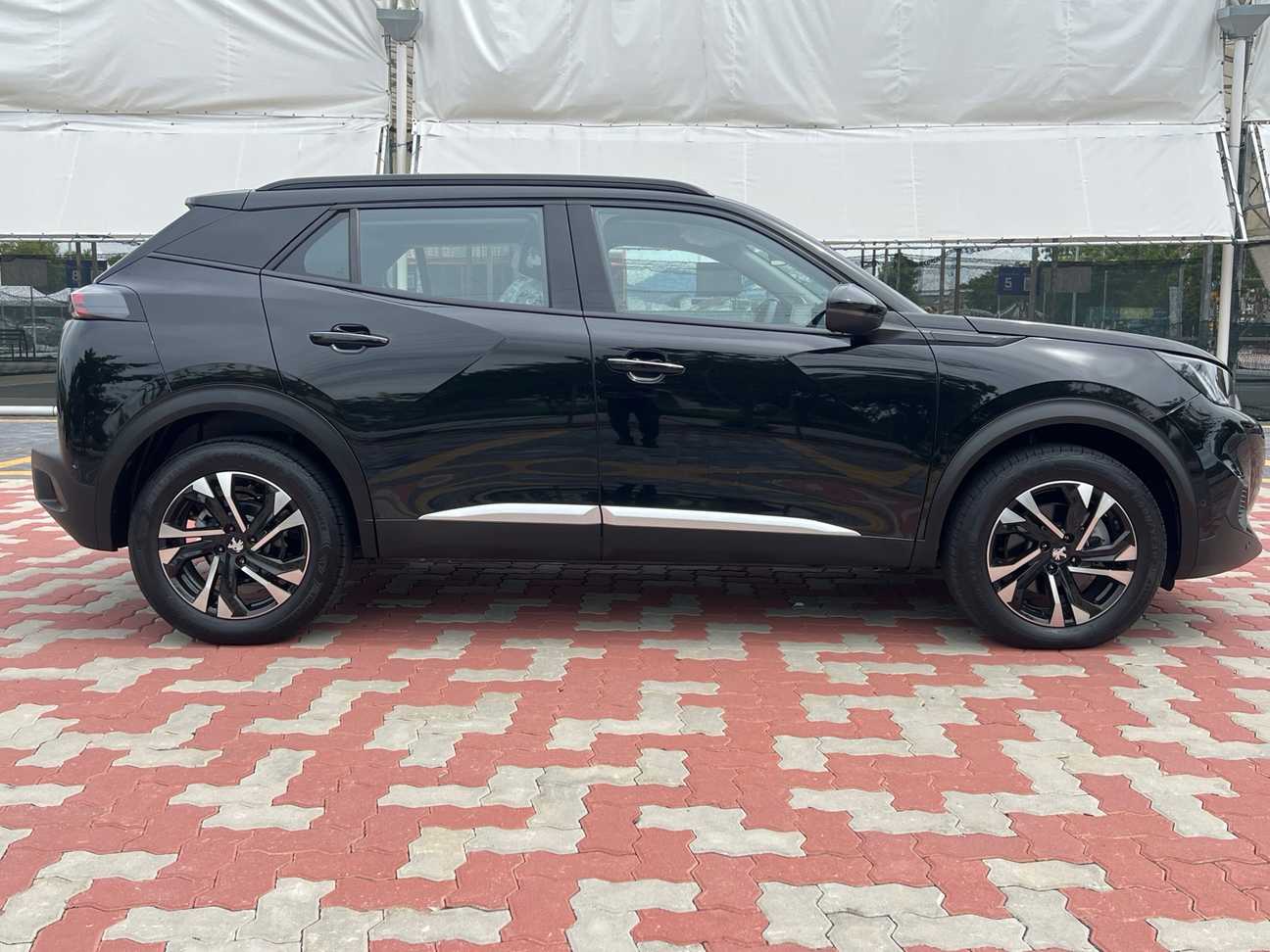 used 2025 Peugeot 2008 Allure 1.2