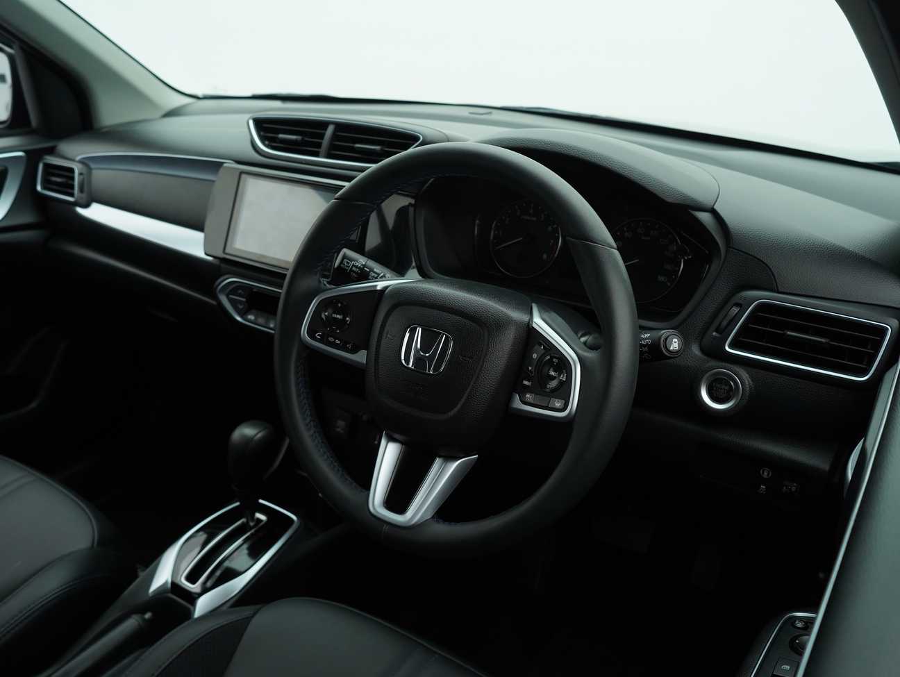 used 2024 Honda WR-V V 1.5