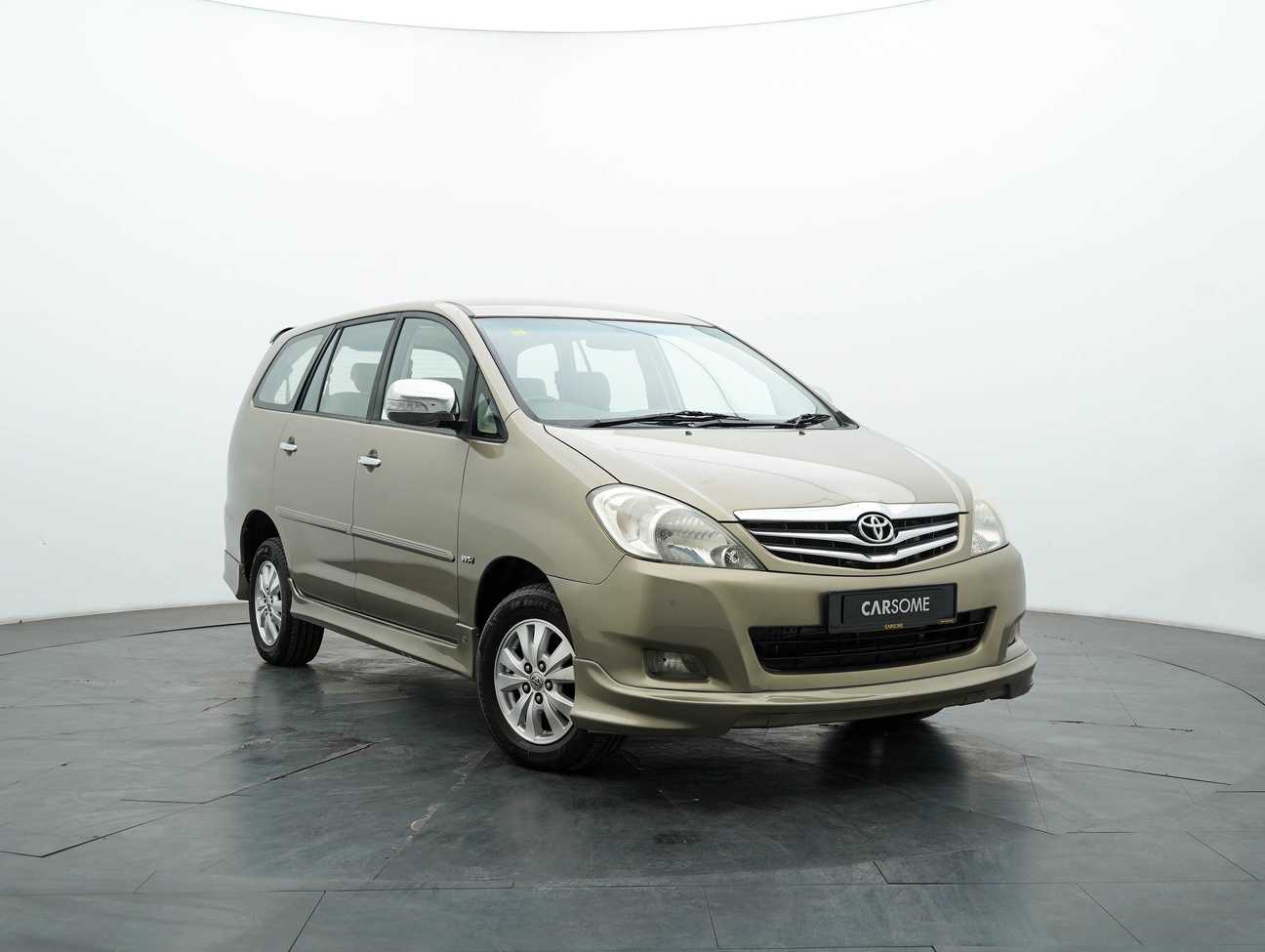 used 2010 Toyota Innova G 2.0