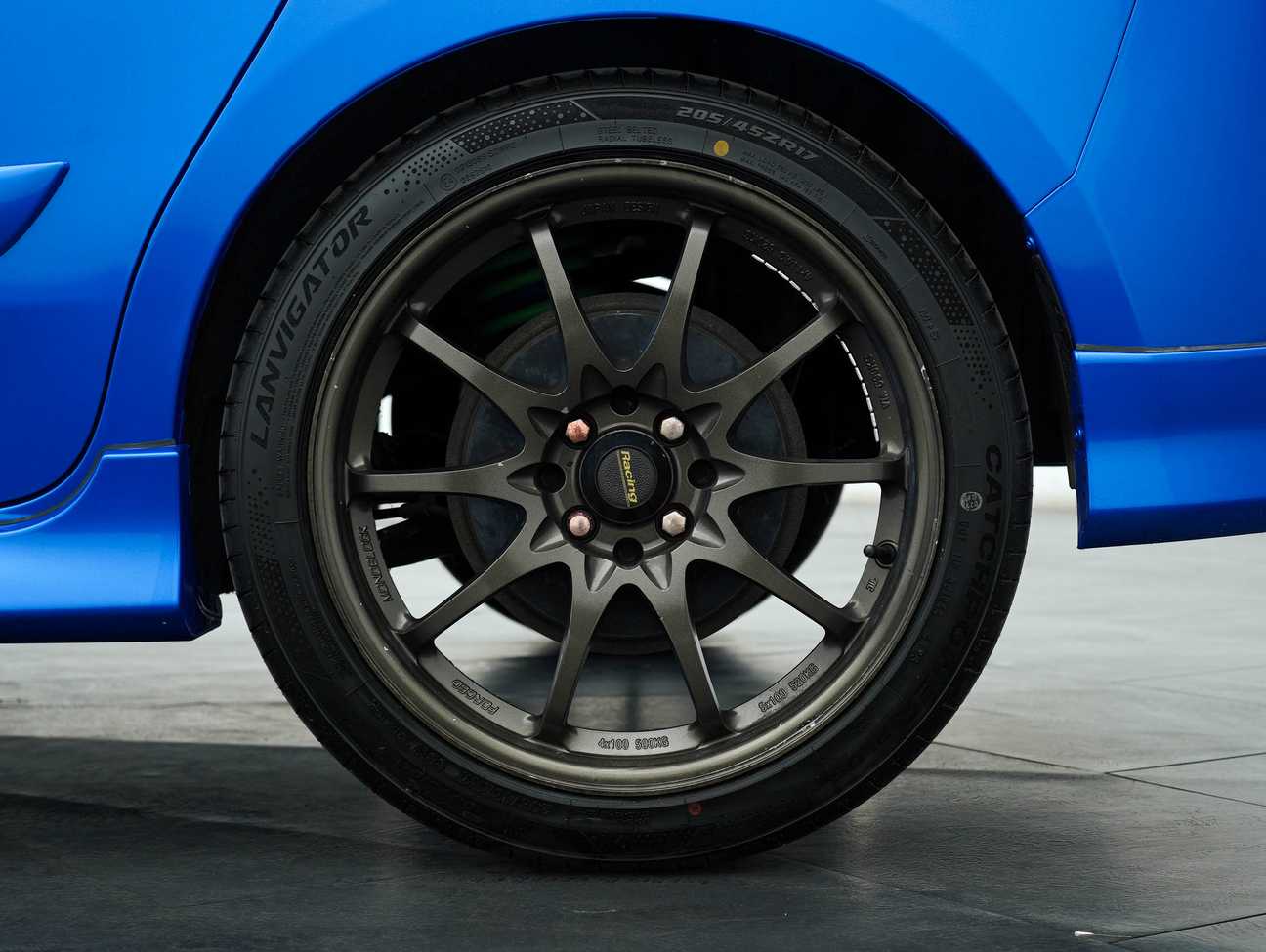 used 2015 Perodua Alza EZ 1.5