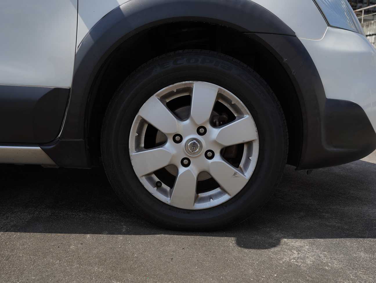 used 2013 Nissan Livina X-Gear  1.6