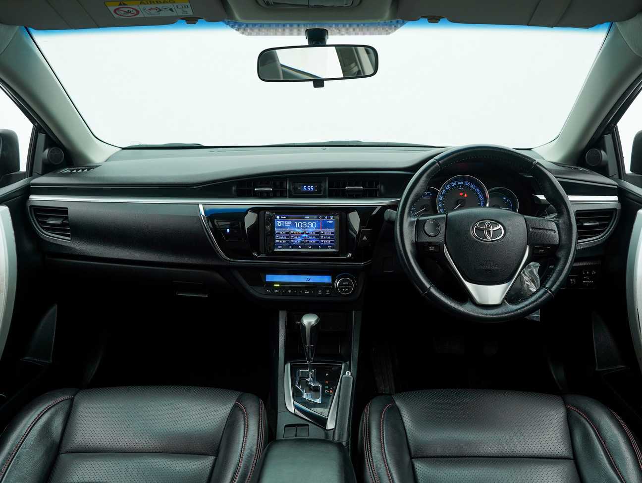 used 2014 Toyota Corolla Altis E 1.8