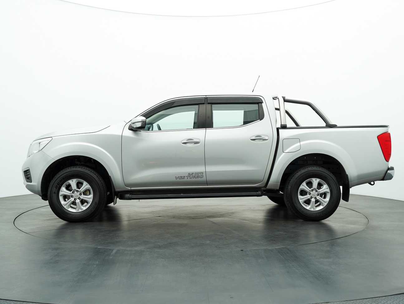 used 2019 Nissan Navara NP300 SE Dual Cab 2.5