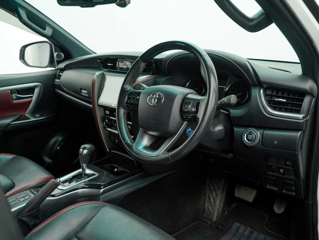 used 2023 Toyota Fortuner VRZ 2.8