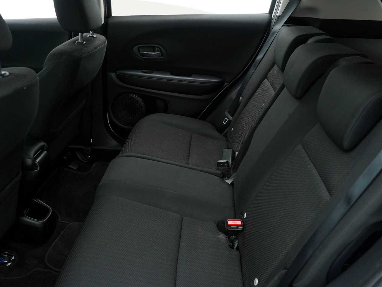 terpakai 2018 Honda HR-V i-VTEC E 1.8