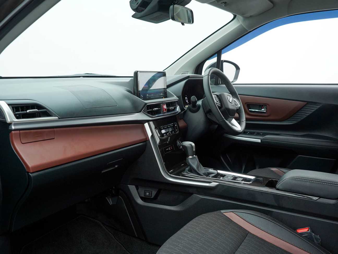 used 2023 Perodua Alza AV 1.5