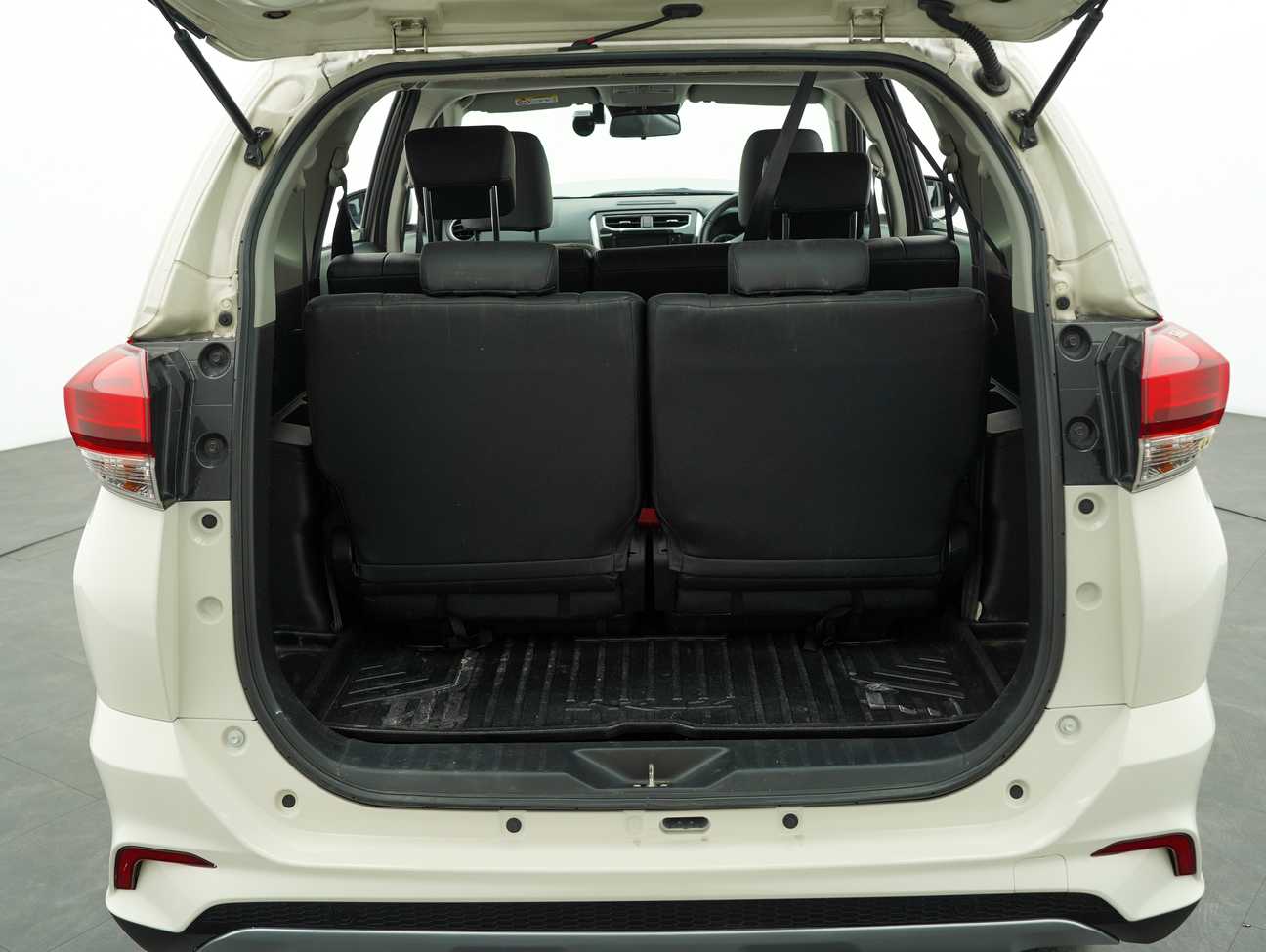 terpakai 2019 Perodua Aruz AV 1.5