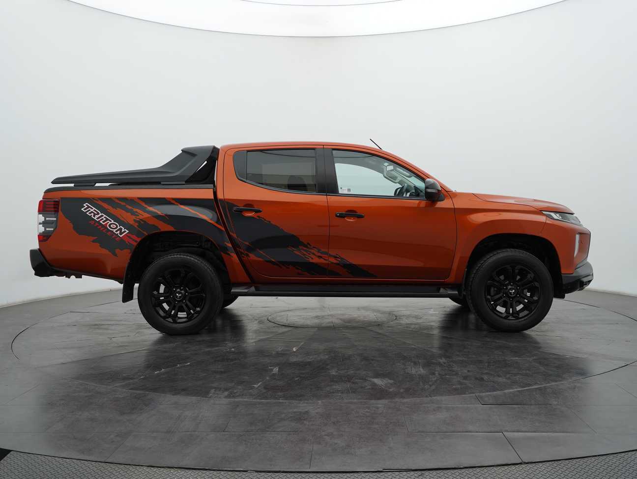 used 2023 Mitsubishi Triton VGT Athlete Dual Cab 4X4 2.4
