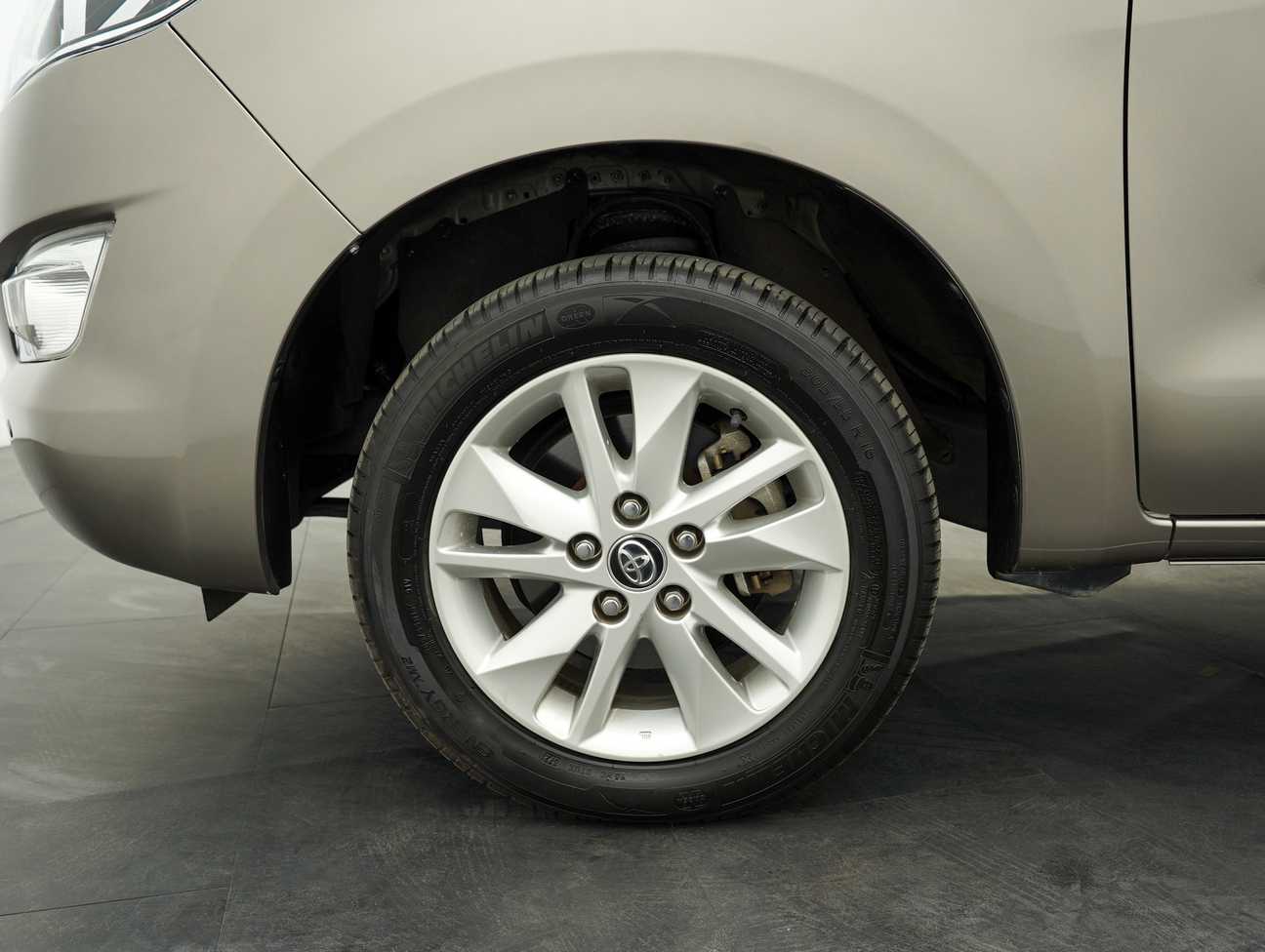 used 2017 Toyota Innova G 2.0