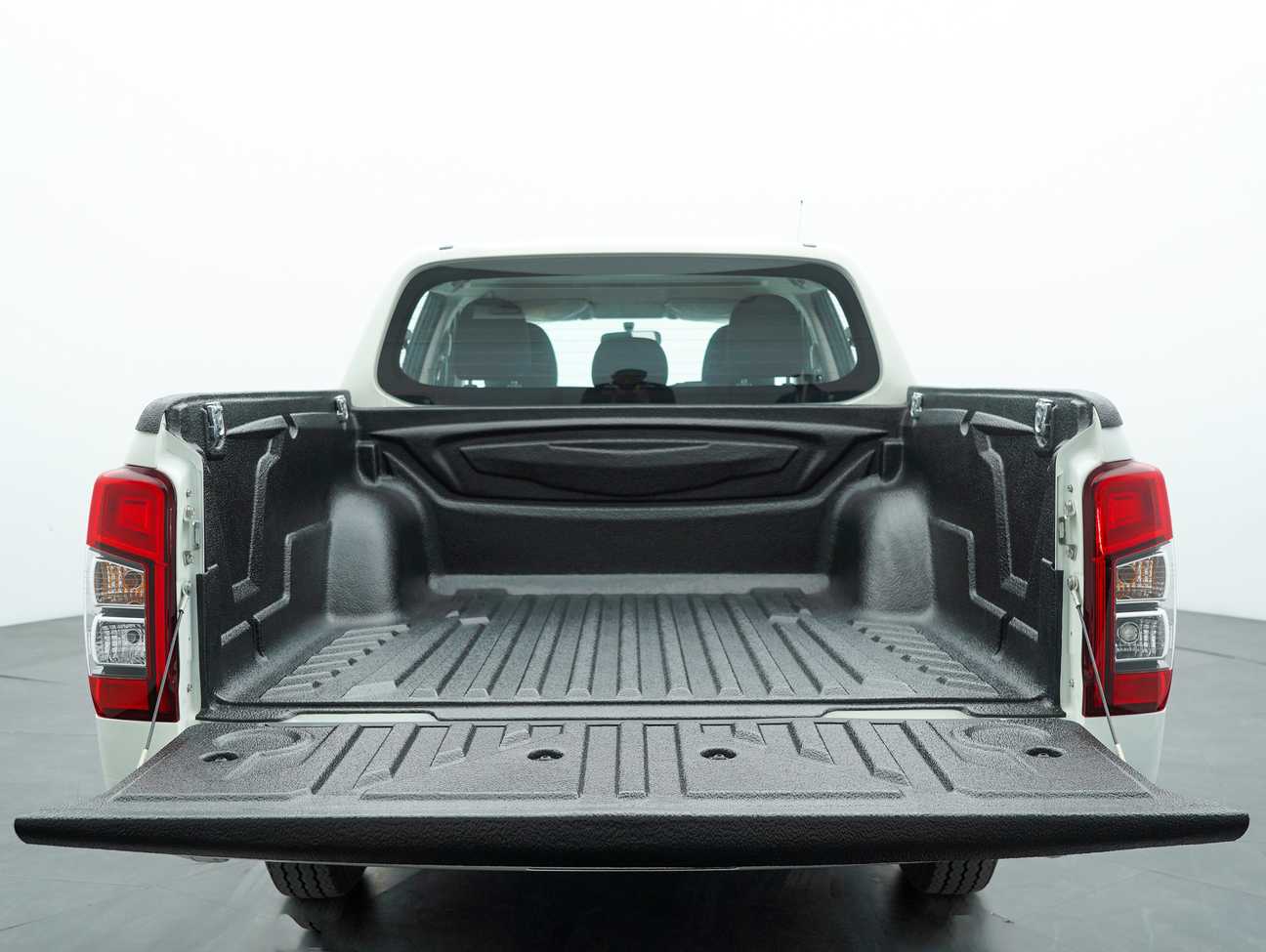 used 2022 Mitsubishi Triton Quest Dual Cab 4X2 2.5