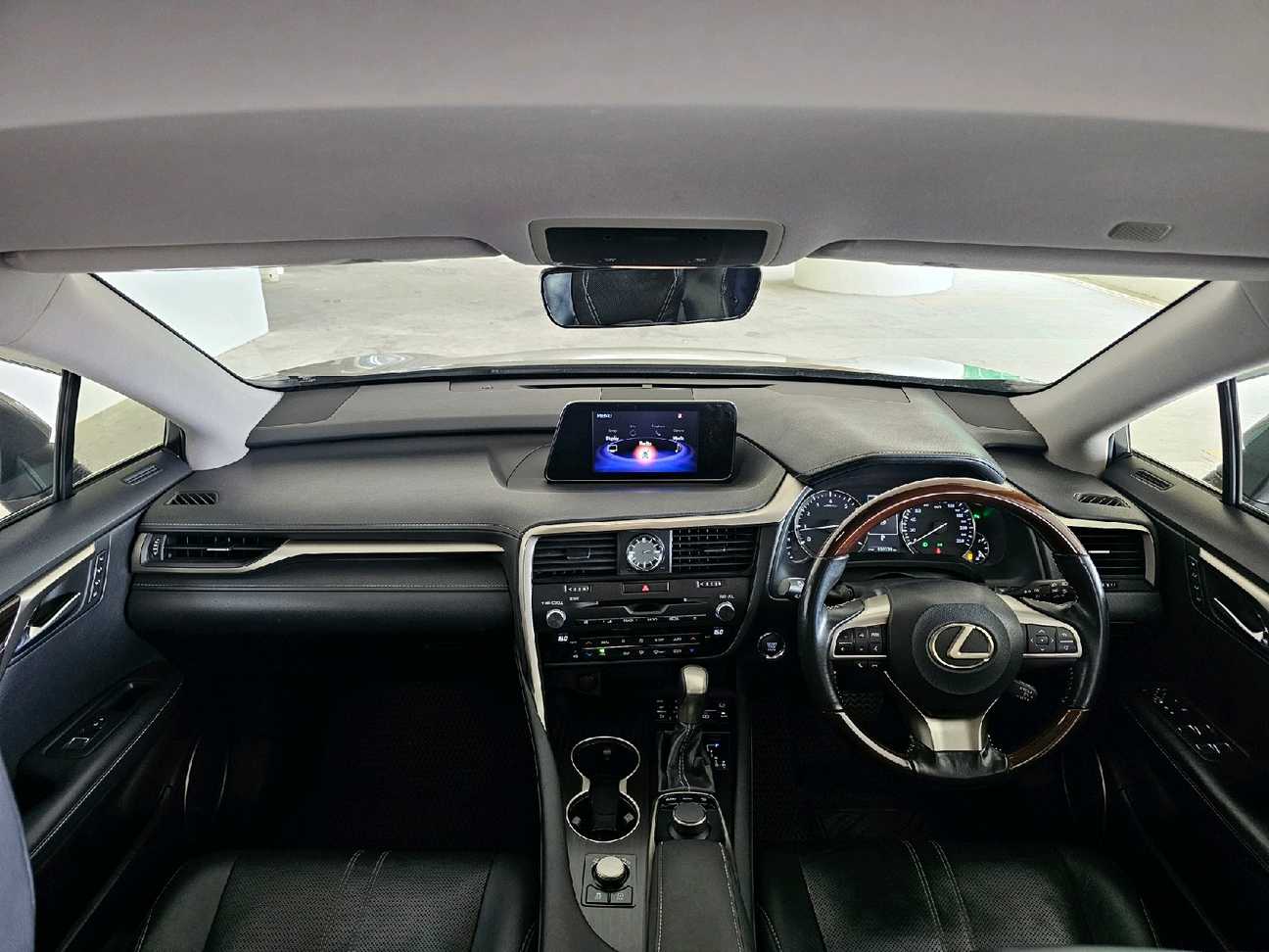 terpakai 2018 Lexus RX 300 Premium 2.0