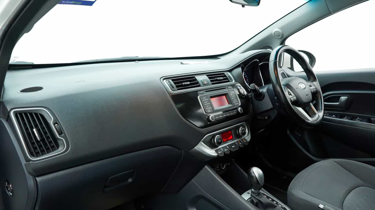 used 2015 Kia RIO UB 1.4