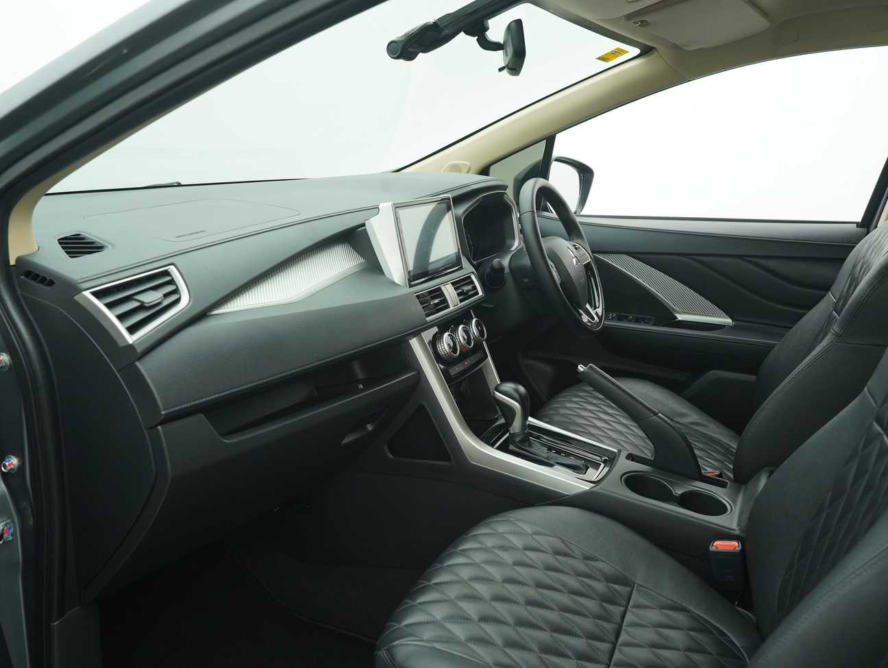 terpakai 2023 Mitsubishi Xpander  1.5