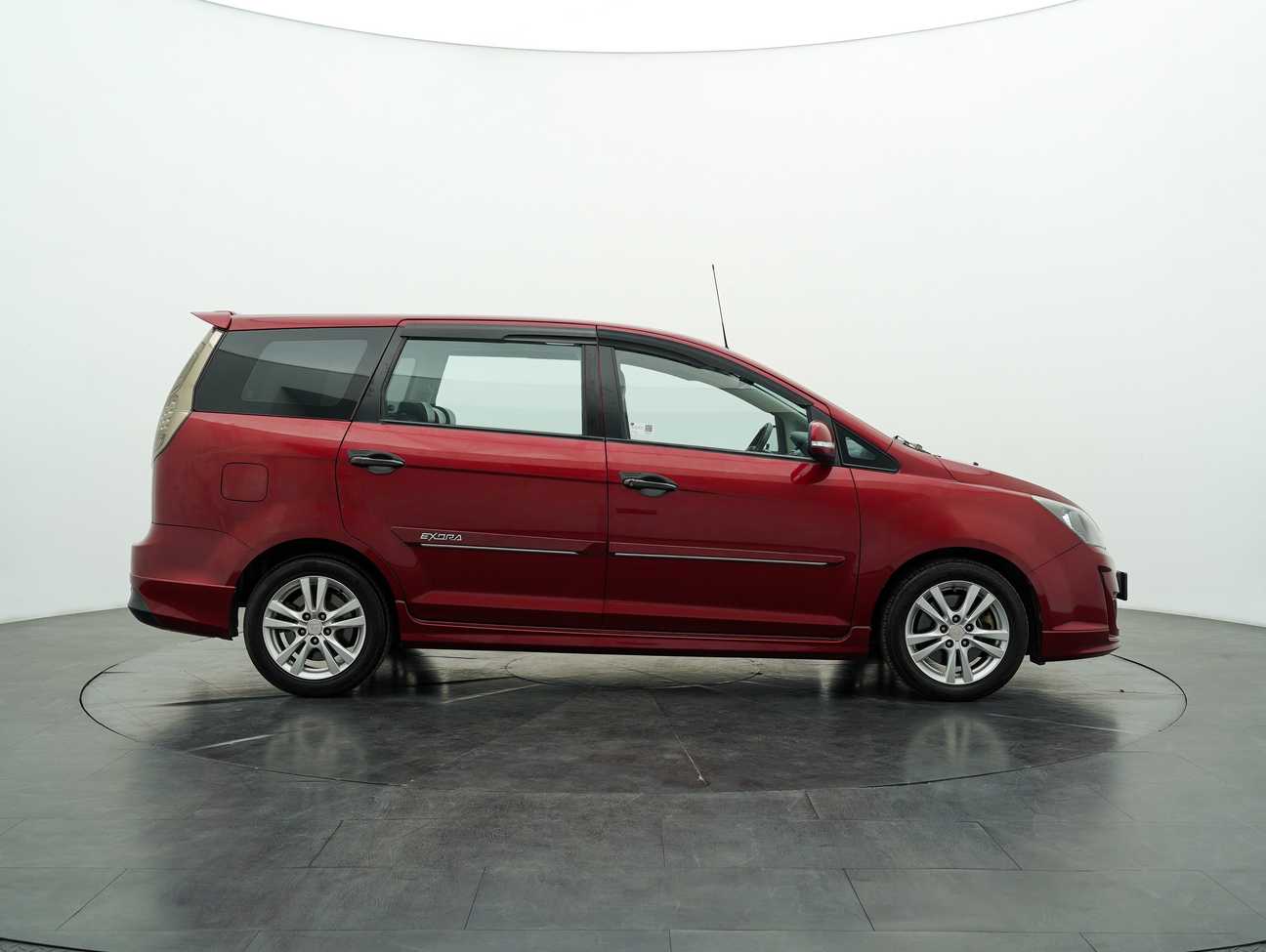 used 2014 Proton Exora Bold CFE Premium 1.6