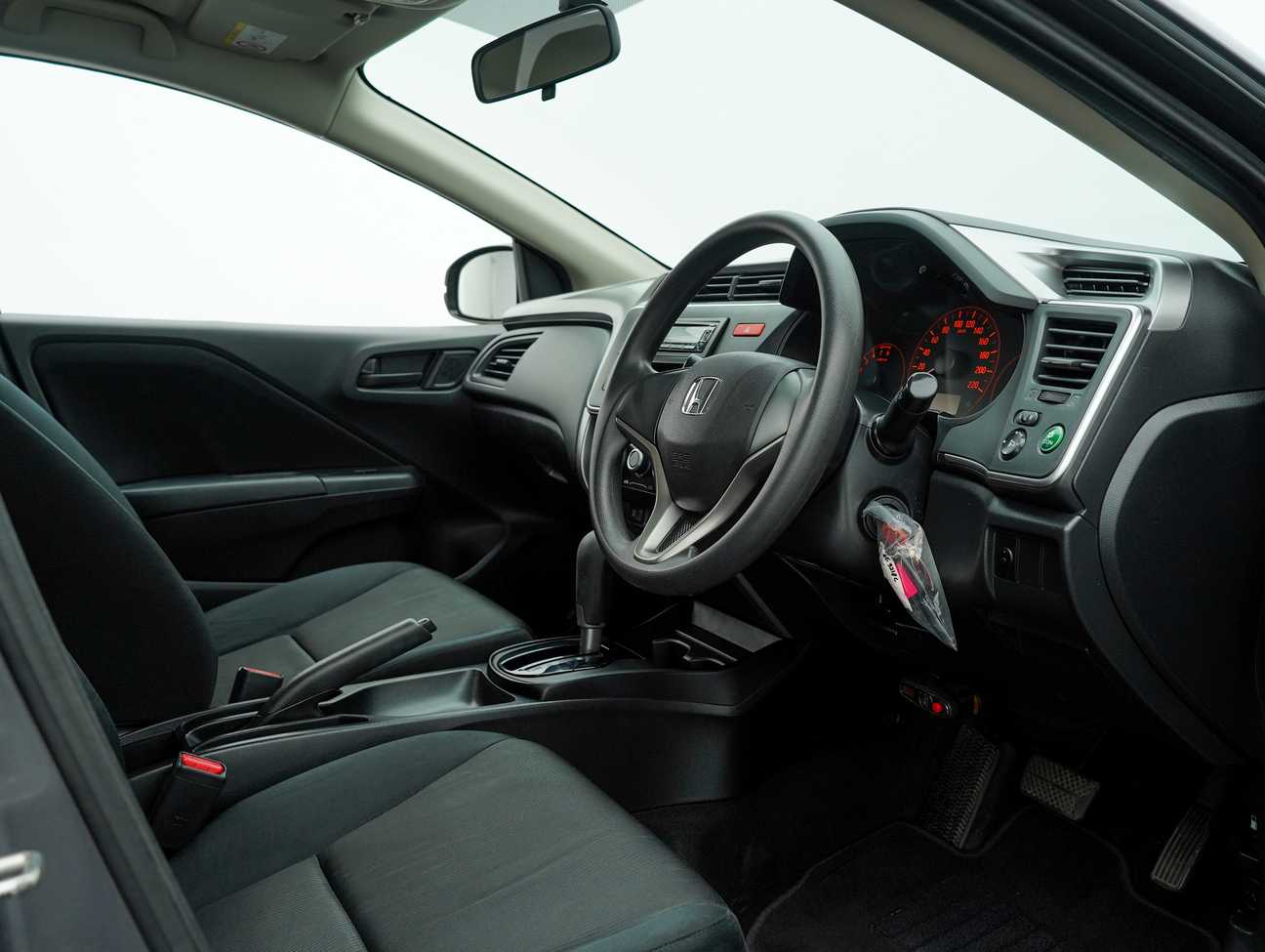 terpakai 2015 Honda City S i-VTEC 1.5