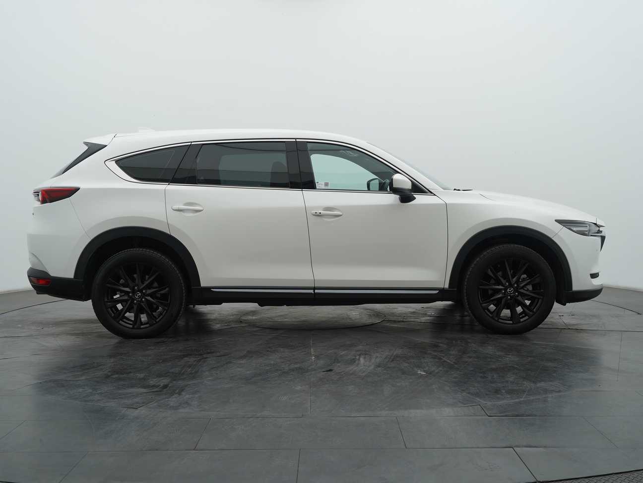 terpakai 2023 Mazda CX-8 SKYACTIV-G High 2.5